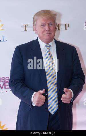 DORAL, FL - gennaio 25: Donald Trump assiste la 63a edizione annuale di Miss Universo Pageant tappeto rosso al Trump National Doral on gennaio 25, 2015 in Doral, Florida Persone: Donald Trump Foto Stock