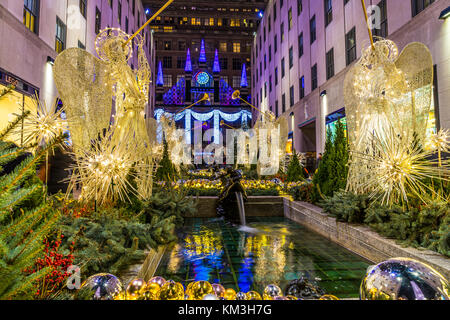 New york, ny, Stati Uniti d'America - 26 nov 2017. stagione di Natale a New York City il Rockefeller Center Foto Stock