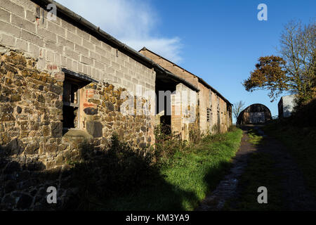 Devon fienile con rusty corragated lenzuola,un fienile è un edificio agricolo solitamente su Fattorie,le strutture di memorizzazione per non trebbiate cereali e foraggi, la Foto Stock