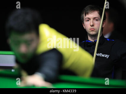 Scott Donaldson durante il suo match con Li appendere il giorno sette del 2017 uk Betway campionati a York Barbican. Foto Stock