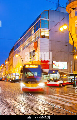 Obchodni dum MY / Tesco, Národní třída, nove Mesto, Praha, Ceska republika / IL MIO centro commerciale, viale Narodni, Città Nuova, Praga, Repubblica Ceca Foto Stock