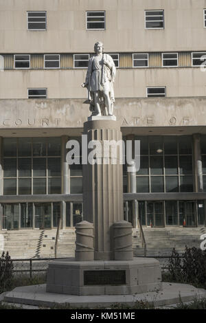 Statua di Cristoforo Colombo al di fuori dello Stato di New York Corte suprema di Brooklyn, New York. Foto Stock