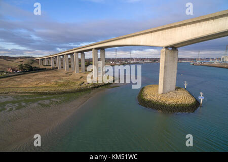 Vista aerea del ponte che attraversa il orwell estuary in Ipswich, Suffolk, Regno Unito Foto Stock