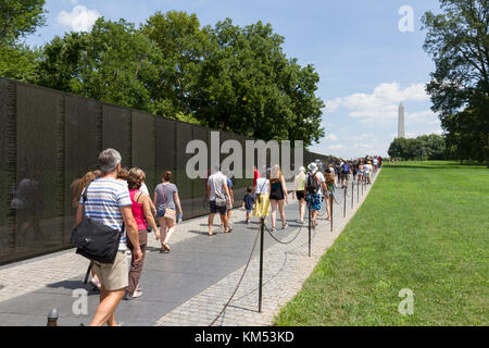 Il Memoriale dei Veterani del Vietnam sul National Mall di Washington DC, Stati Uniti. Foto Stock