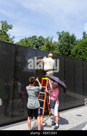 Il Memoriale dei Veterani del Vietnam sul National Mall di Washington DC, Stati Uniti. Foto Stock