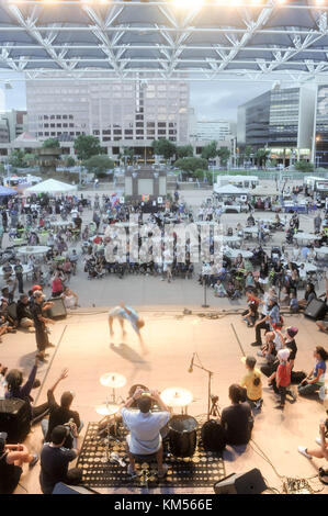 Kids Rock Festival break dancing contest nel centro di Albuquerque, Nuovo Messico Foto Stock