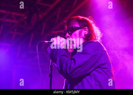 Edimburgo, Scozia il 4 dicembre 2017. Mark Lanegan Band eseguire sul palco del liquido nella camera di Edimburgo. Pak@ Mera/Alamy Live News Foto Stock