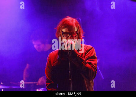 Edimburgo, Scozia il 4 dicembre 2017. Mark Lanegan Band eseguire sul palco del liquido nella camera di Edimburgo. Pak@ Mera/Alamy Live News Foto Stock