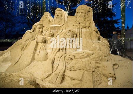 Gdansk, Polonia. 4° dic, 2017. Presepe scolpiti dalla sabbia in Gdansk Oliwa, Polonia. 4° dic, 2017. Credito: Wojciech Strozyk/Alamy Live News Foto Stock