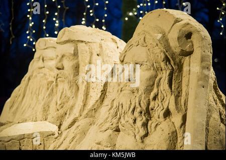 Gdansk, Polonia. 4° dic, 2017. Presepe scolpiti dalla sabbia in Gdansk Oliwa, Polonia. 4° dic, 2017. Credito: Wojciech Strozyk/Alamy Live News Foto Stock