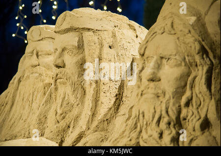 Gdansk, Polonia. 4° dic, 2017. Presepe scolpiti dalla sabbia in Gdansk Oliwa, Polonia. 4° dic, 2017. Credito: Wojciech Strozyk/Alamy Live News Foto Stock