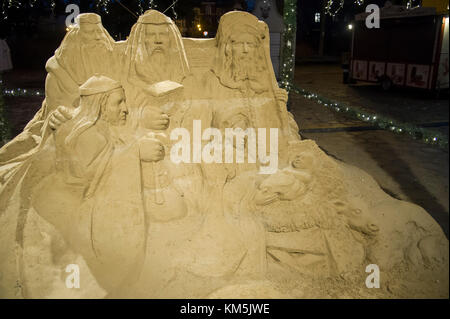 Gdansk, Polonia. 4° dic, 2017. Presepe scolpiti dalla sabbia in Gdansk Oliwa, Polonia. 4° dic, 2017. Credito: Wojciech Strozyk/Alamy Live News Foto Stock