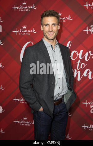 Los Angeles, California, USA. 4 dicembre, 2017. Andrew walker frequentando hallmark channel "Natale a holly lodge' screening vip al Grove di los angeles, la California il 4 dicembre 2017. Credito: sheri determan/alamy live news Foto Stock