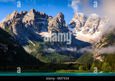 Lago di Landro lago nelle Dolomiti, Alto Adige, Italia, Europa Foto Stock