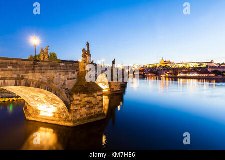 Tschechien, Prag, Stadtansicht, Kleinseite, Moldava, Hradschin, Hrad, Burg, Karlsbrücke, Skyline Foto Stock