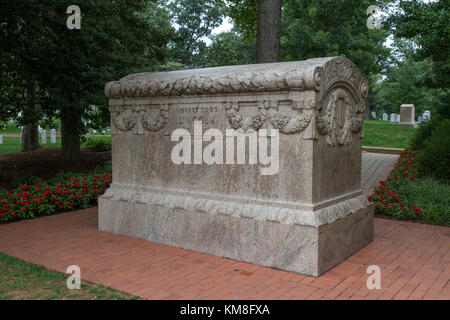Robert Todd Lincoln tomba nel cimitero di Arlington, Virginia, Stati Uniti. Foto Stock