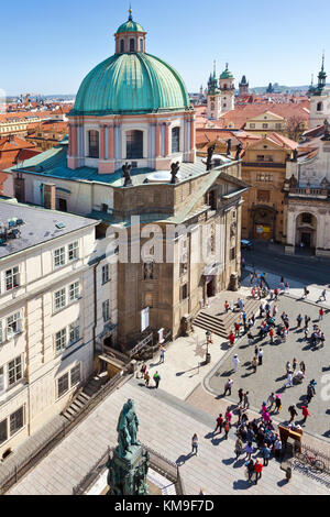 Krizovnicke namesti, Klementinum, sv. Frantisek z Assisi, stare Mesto (Unesco), Praha, Ceska republika / piazza Krizovnicke, Klementinum, Città Vecchia (un Foto Stock