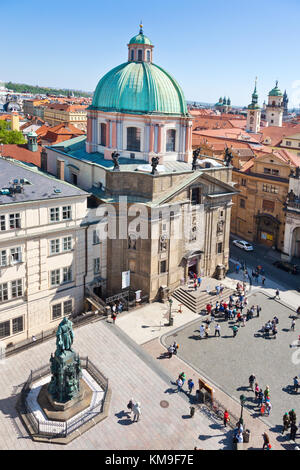 Krizovnicke namesti, Klementinum, sv. Frantisek z Assisi, stare Mesto (Unesco), Praha, Ceska republika / piazza Krizovnicke, Klementinum, Città Vecchia (un Foto Stock