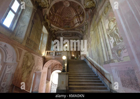 Il Palazzo reale di Portici (Reggia di Portici o Palazzo reale di Portici) Portici, Napoli Italia Foto Stock