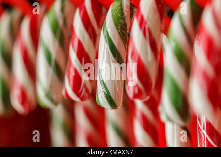 Candy cane. natale dolcezza. closeup. solido caramello festosa. Foto Stock