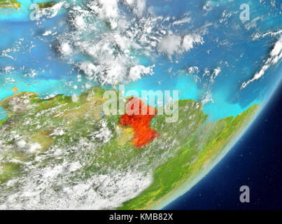 Vista satellitare della Guyana evidenziata in rosso sul pianeta Terra con nuvole. Illustrazione 3D. Elementi di questa immagine forniti dalla NASA. Foto Stock