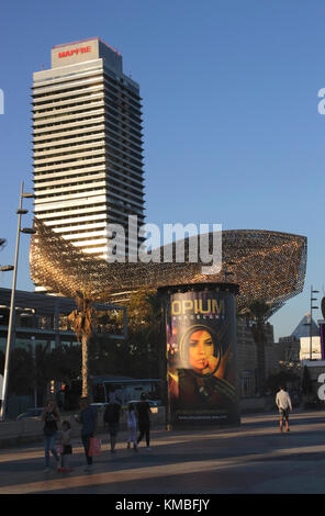 Sul lungomare di Barcellona Spagna Foto Stock