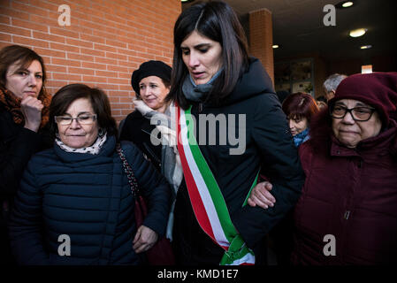 Torino, Piemonte, Italia. 6 dicembre 2017. Torino, Italia - 6 dicembre 2017: Cerimonia Thyssen di 10 anni per le sette vittime e inizio della costruzione del monumento dedicato ai caduti al lavoro di ThyssenKrupp a Torino crediti: Stefano Guidi/ZUMA Wire/Alamy Live News Foto Stock