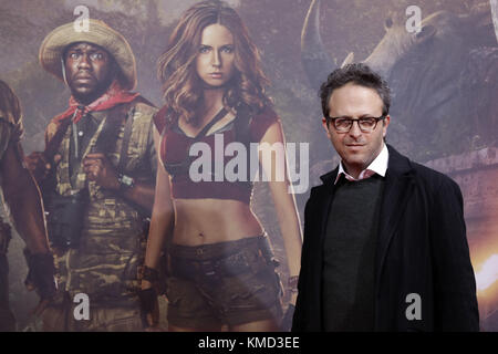 Berlino, Germania. 6 dicembre 2017. Il regista Jake Kasdan partecipa alla prima tedesca del suo film "Jumanji: Welcome to the Jungle" a Berlino, Germania, il 6 dicembre 2017. Crediti: Jörg Carstensen/dpa/Alamy Live News Foto Stock