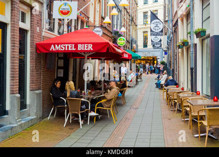 Begijnensteeg, vicolo con terrazze, Amsterdam, Paesi Bassi Foto Stock