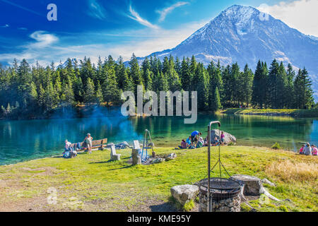 ARNISEE, Svizzera - Ottobre 2017 - Arnisee lago nelle Alpi Svizzere. Arnisee è un serbatoio nel Cantone di Uri, Svizzera. Foto Stock