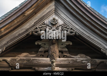 Kencho-ji, hatto (lecture hall) o dharma hall. gegyo, rokuyou, tetto taiheibire gable dettaglio (nijuu gegyo) e taiheizuka (bottiglie di forma post). Foto Stock