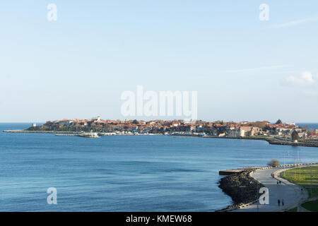 Vista sulla famosa cittadina bulgara Nessebar Foto Stock