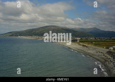 Vista sulla Afon Mawddach e Fairbourne a Blaenau Ffestiniog, Gwynedd, Wales, Regno Unito Foto Stock