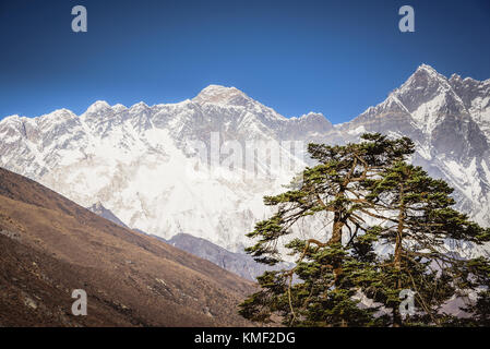 Il monte Everest visto da Tengboche, Nepal Foto Stock