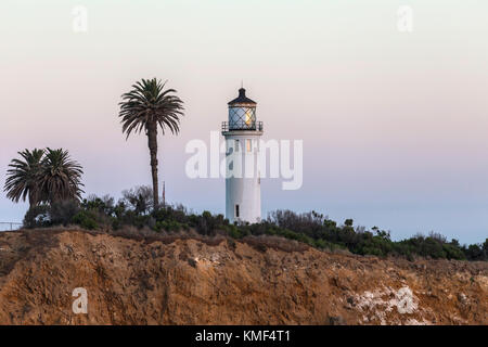 Punto vincente faro al tramonto in rancho Palos Verdes, California. Foto Stock