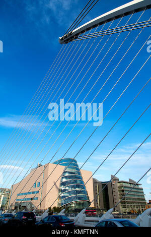 National Convention Center e Samuel Beckett Bridge, Irlanda Foto Stock