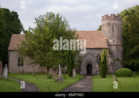 St Mary's (bartlow) chiesa nel villaggio di bartlow in Cambridgeshire nel sud dell'inghilterra. Foto Stock