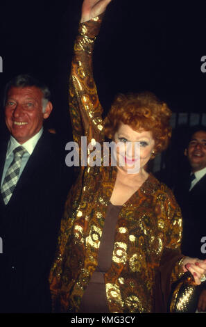 L'attrice Lucille Ball e il marito Gary Morton frequentare trentesimo anniversario di "I Love Lucy' serie televisiva sulla Ottobre 10, 1981 a Los Angeles, California. Foto di Barry re/Alamy Foto Stock