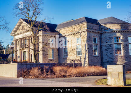 La guelfa, ontario, Canada - 15 marzo 2016: vista di guelph University campus con una miscela di architettura moderna e tradizionale. Foto Stock