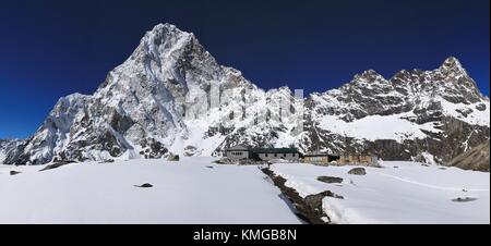 Di scena sul modo per la cho la mountain pass. Foto Stock