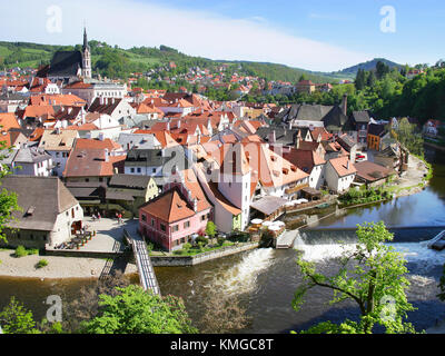 Cesky Krumlov, Repubblica Ceca - 20 maggio 2013: città medievale di Cesky Krumlov (UNESCO), Boemia del Sud, Repubblica ceca, europa Foto Stock