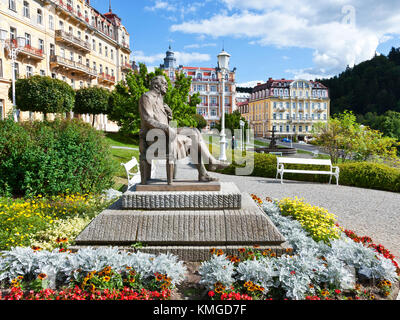 Johann Wolfgang Goethe statua, centro termale di Marianske Lazne, Repubblica ceca. spa designato per la registrazione nella lista UNESCO. Foto Stock