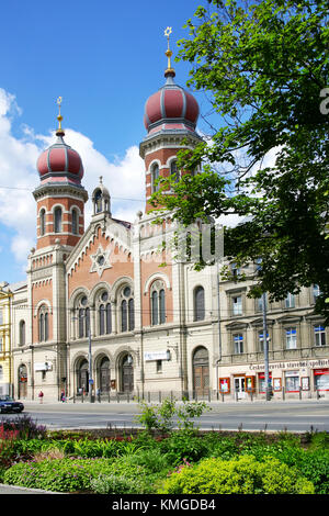 Plzen, Repubblica ceca - circa agosto - grande sinagoga (costruito nel 1893 in stile moresco stile romanico) nel mese di agosto 2013 nella città di Plzen, west Bohemian Region Foto Stock