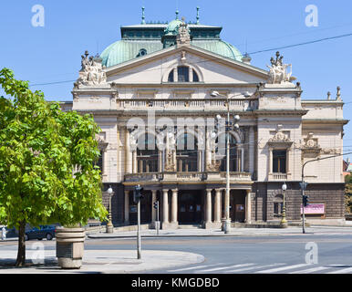 Plzen, Repubblica ceca - circa agosto - neo-rinascimentale di j. k. Teatro Tyl in agosto 2013 nella città di Plzen, west bohemian region, Repubblica ceca. plzen orecchio Foto Stock