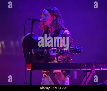 Miami Beach, Florida, Stati Uniti. 06th dicembre 2017. Flor si esibisce al Fillmore il 6 dicembre 2017 a Miami Beach, Florida. Credito: Mpi04/Media Punch/Alamy Live News Foto Stock