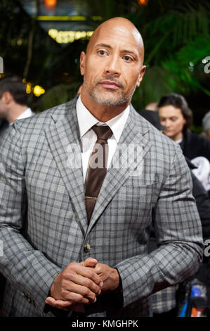 Berlino, Germania. 06 Dic, 2017. Dwayne Johnson assiste il 'jumanji: welcome to the Jungle' premiere al Sale del Cinestar di Sony Center il 6 dicembre 2017 a Berlino, Germania. Credito: geisler-fotopress/alamy live news Foto Stock