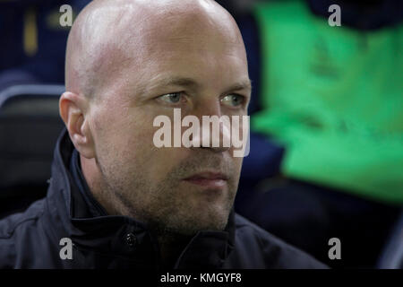 Villarreal, Spagna. 7 dicembre 2017. Allenatore del Maccabi Tel Aviv FC Jordi Cruyff prima della partita di calcio del gruppo A UEFA Europa League tra Villarreal CF e Maccabi Tel Aviv allo stadio la ceramica di Villarreal il 7 dicembre 2017. Crediti: Gtres Información más Comuniación on line, S.L./Alamy Live News Foto Stock