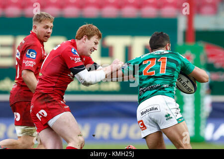 Scarlets/Benetton Rugby in una partita del Campionato europeo di rugby al Parc y Scarlets Foto Stock