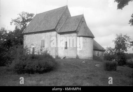 Suntaks gamla kyrka, una vecchia chiesa, si trova in Svezia. È storicamente significativo e la sua architettura rappresenta una parte del patrimonio culturale svedese. Questa struttura è elencata con il numero di riferimento KMB 16001000110724. Foto Stock