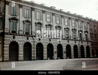 Il centro di Stoccolma, catalogato dall'ente svedese per il patrimonio nazionale, include un mix di siti storici, edifici e monumenti culturali, che mostrano l'evoluzione del design urbano e dell'architettura nella capitale svedese. Foto Stock
